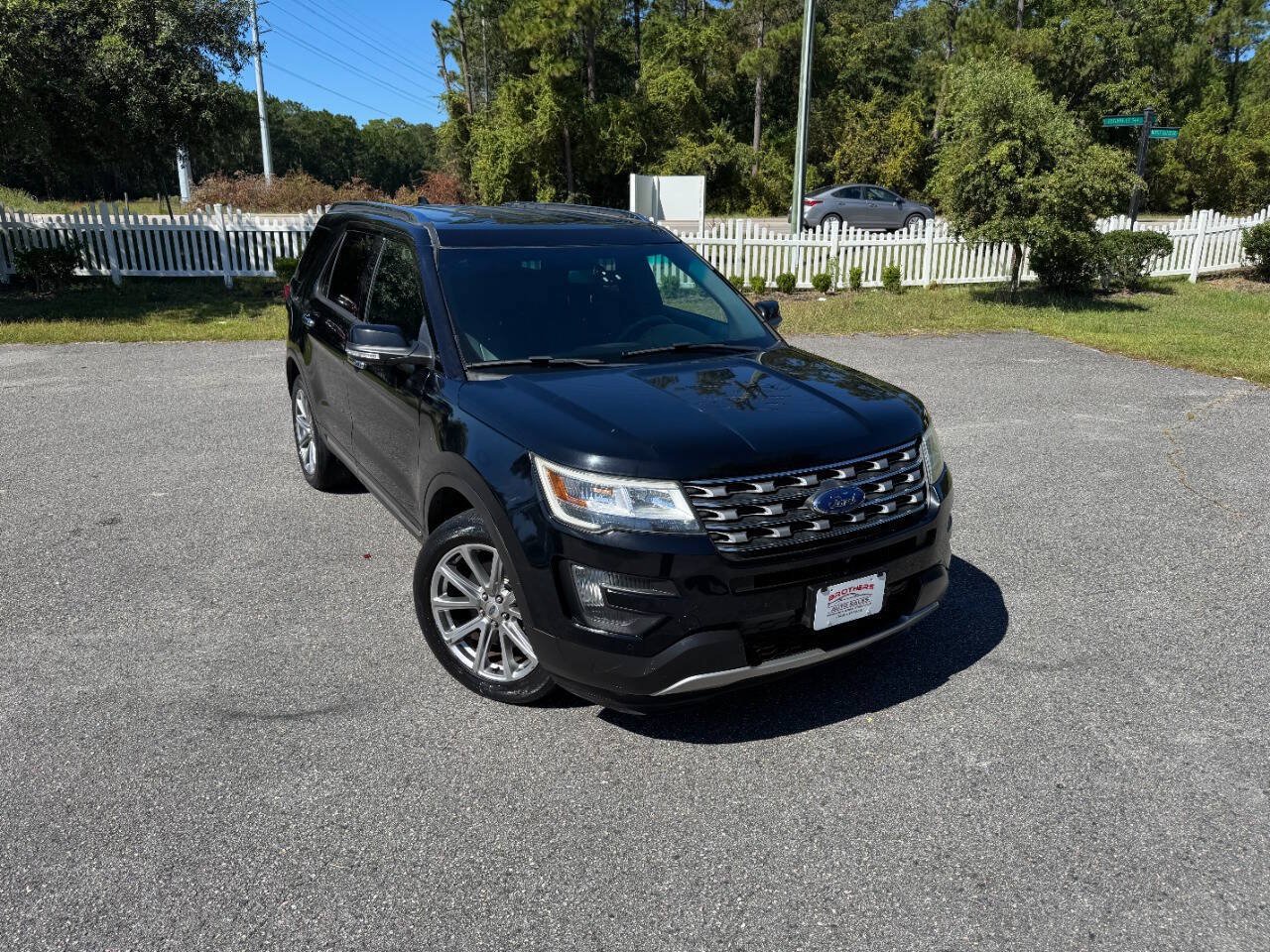 Used 2016 Ford Explorer Limited AWD/4WD image 36