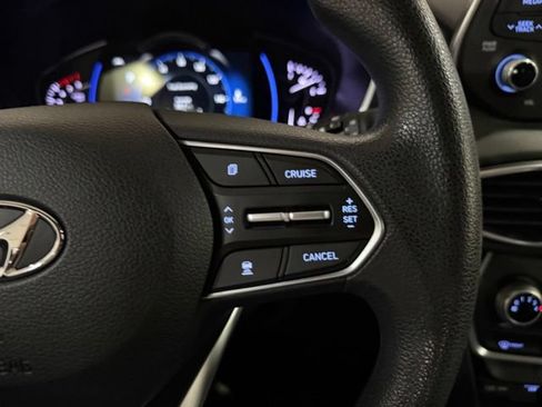 Used 2019 Hyundai Santa Fe SEL FWD image 16