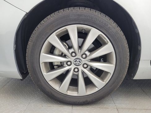 Used 2016 Toyota Camry XLE FWD image 31