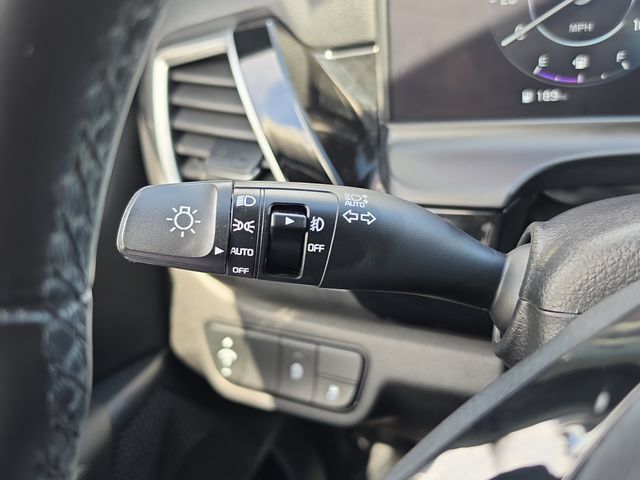 Certified 2024 Kia Seltos S FWD image 21