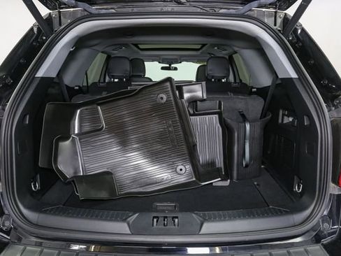 Used 2023 Ford Explorer XLT w/ Equipment Group 202A image 11