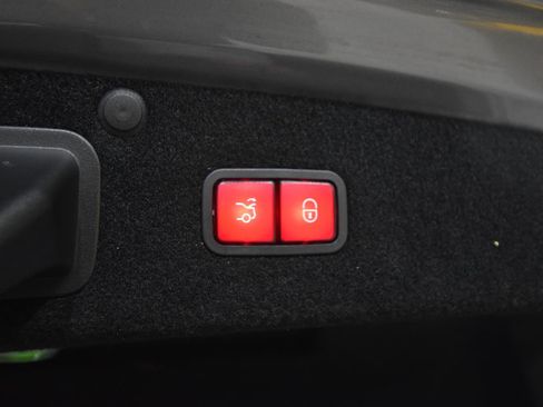 Used 2015 Mercedes-Benz S 550 4MATIC Sedan image 64