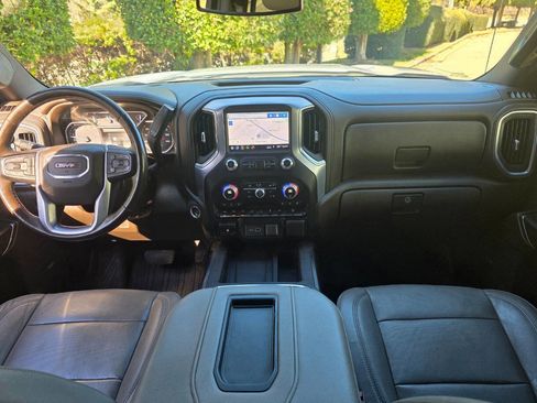 Used 2019 GMC Sierra 1500 SLT w/ SLT Premium Plus Package image 18