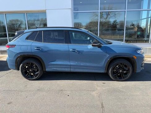 New 2026 Volkswagen Tiguan SE R-Line image 2