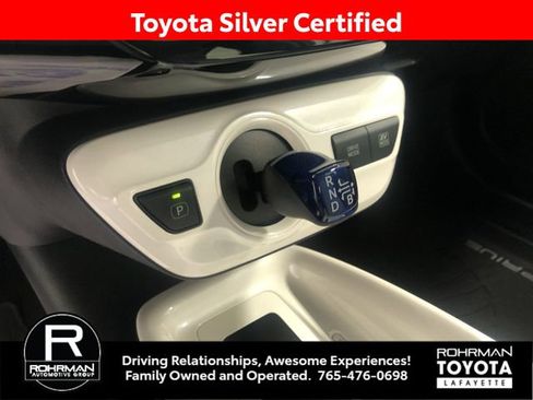 Certified 2017 Toyota Prius Three image 28