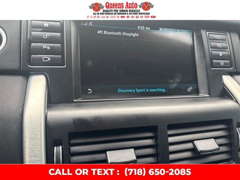 Used 2017 Land Rover Discovery Sport HSE image 52