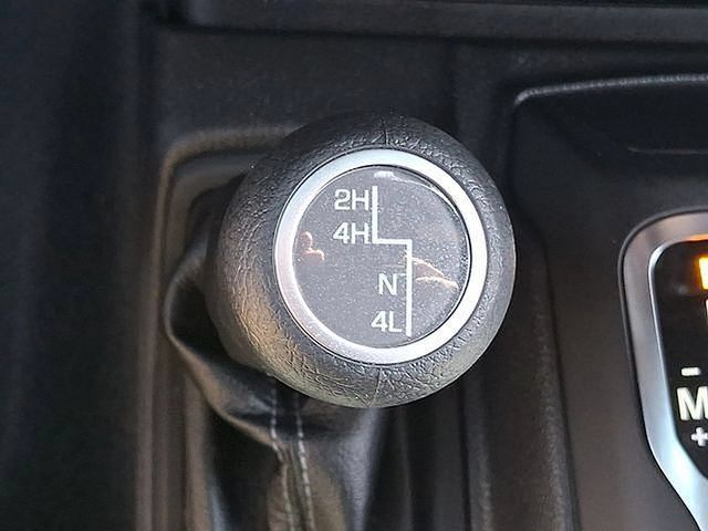 Used 2024 Jeep Gladiator Sport AWD/4WD image 27