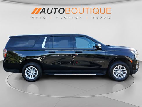 Used 2024 Chevrolet Suburban LT AWD/4WD image 6