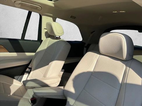 Certified 2023 Mercedes-Benz GLS 450 4MATIC image 15