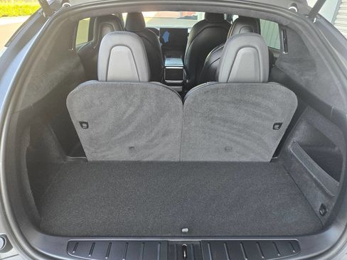 Used 2022 Tesla Model X Plaid image 25