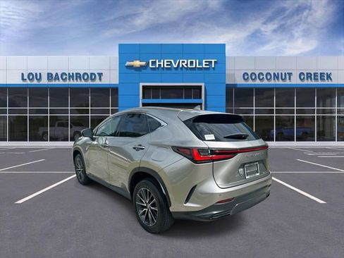 Used 2024 Lexus NX 250 FWD image 6