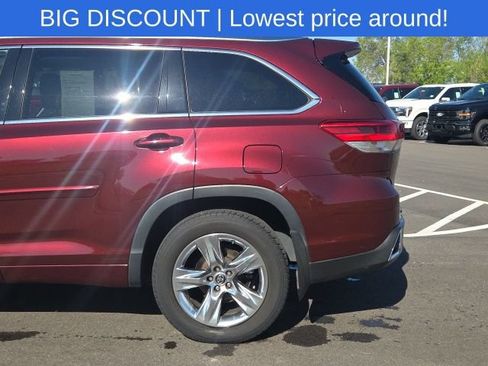 Used 2018 Toyota Highlander Limited FWD image 17