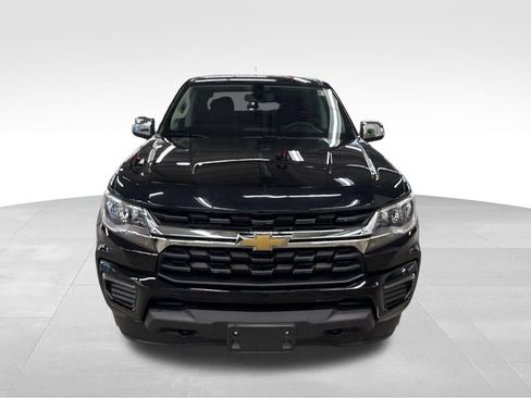 Used 2022 Chevrolet Colorado LT w/ Chrome Appearance Package AWD/4WD image 5