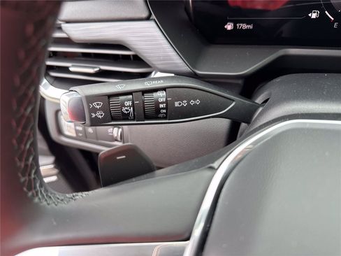 New 2026 GMC Acadia Elevation w/ Elevation Premium Package FWD image 21