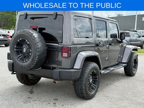 Used 2017 Jeep Wrangler Unlimited Sahara image 5