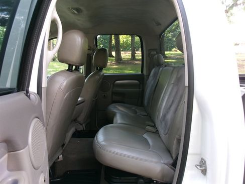 Used 2005 Dodge Ram 1500 Truck SLT RWD image 29
