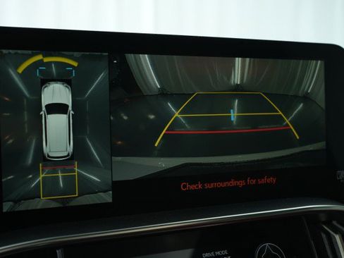 Used 2025 Lexus LX 700h F Sport image 26