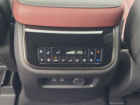 New 2026 INFINITI QX80 Autograph w/ Premium Cargo Package image 13