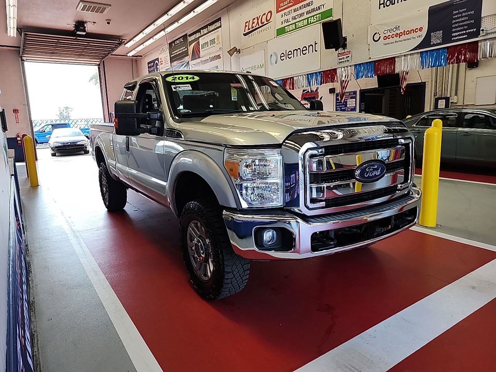 Used 2014 Ford F250 XLT w/ Advanced Security Group AWD/4WD image 5