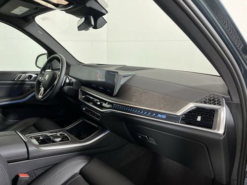 Used 2024 BMW X5 xDrive40i w/ Premium Package image 23