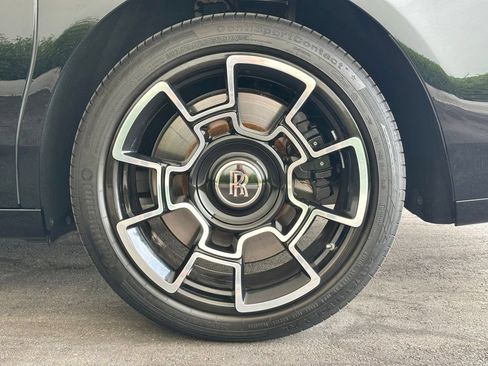 Used 2019 Rolls-Royce Ghost RWD image 15