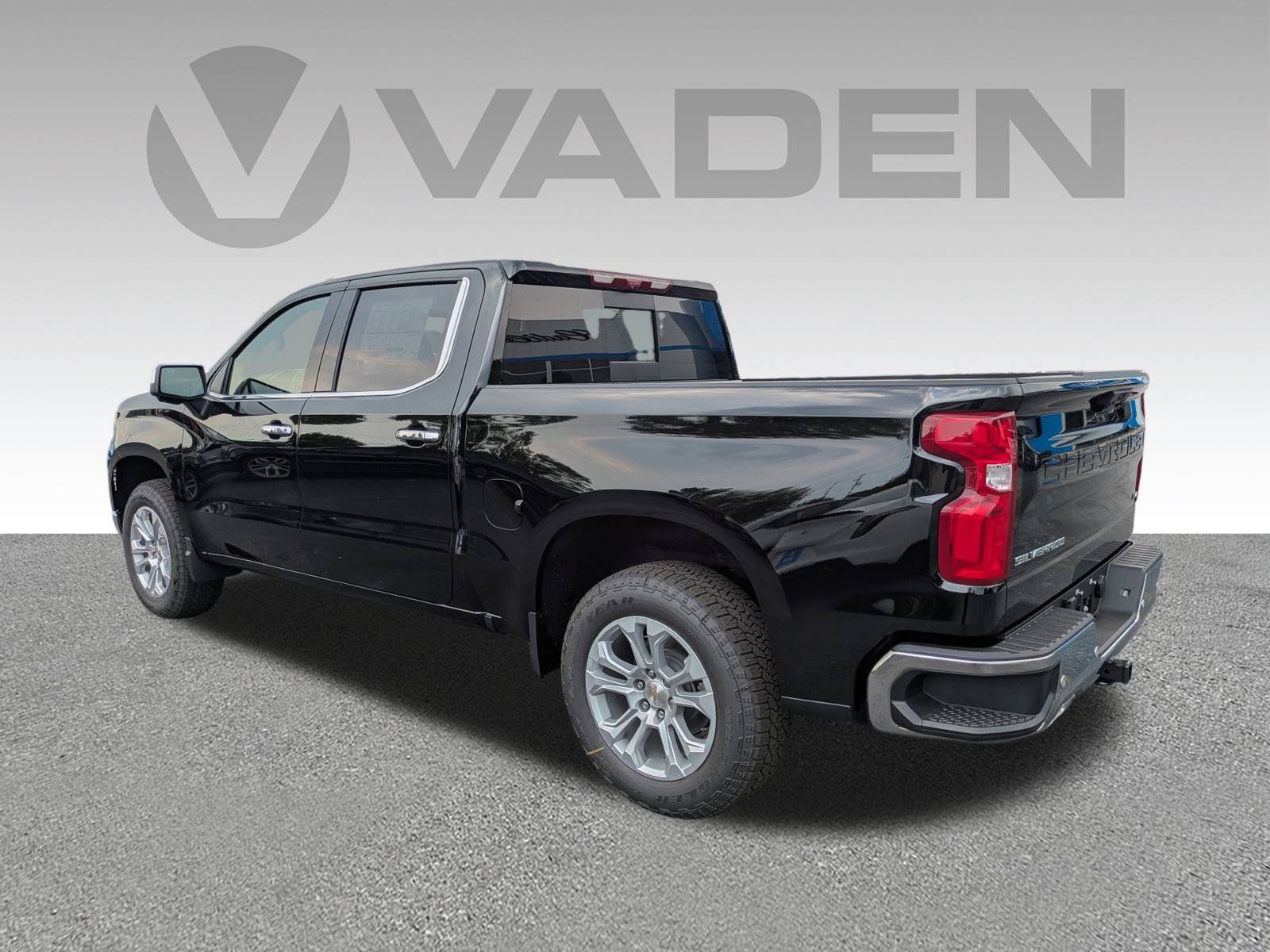 New 2026 Chevrolet Silverado 1500 LTZ w/ Technology Package AWD/4WD image 26