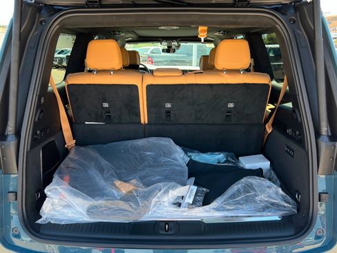 New 2026 Jeep Grand Wagoneer Summit AWD/4WD image 23
