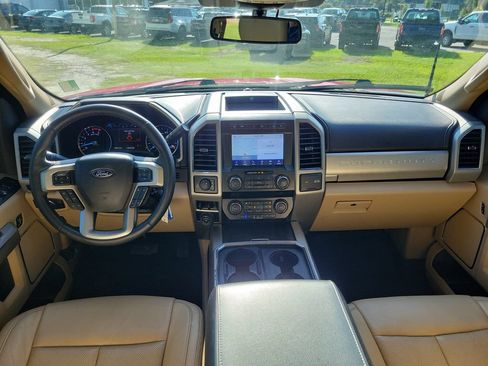 Used 2020 Ford F250 Lariat w/ Lariat Value Package AWD/4WD image 10