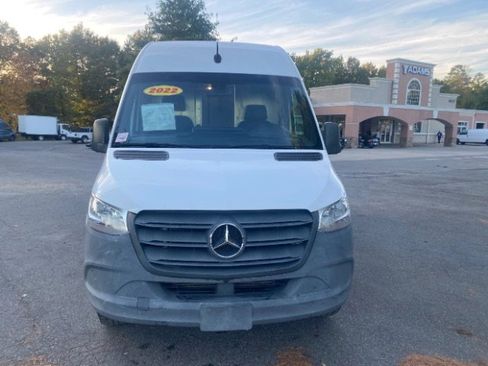 Used 2022 Mercedes-Benz Sprinter 2500 image 9