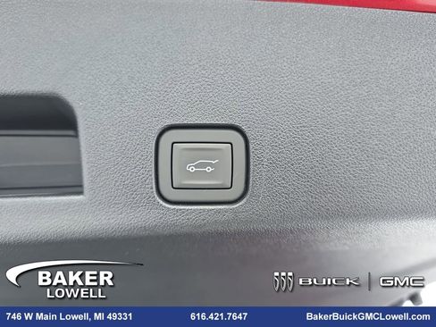 New 2026 GMC Acadia Denali w/ Super Cruise Package image 15