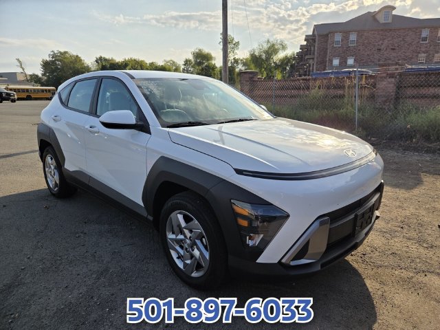 Used 2026 Hyundai Kona SE FWD image 2