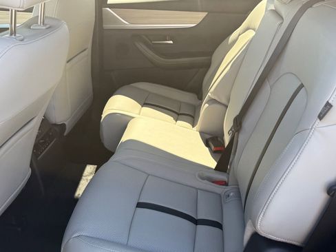 Used 2026 MAZDA CX-90 3.3 Turbo w/ Preferred Package image 15