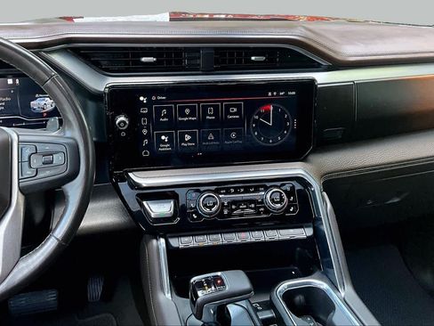 Used 2023 GMC Sierra 1500 Denali AWD/4WD image 7
