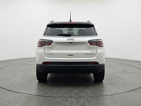 Used 2025 Jeep Compass Limited AWD/4WD image 7