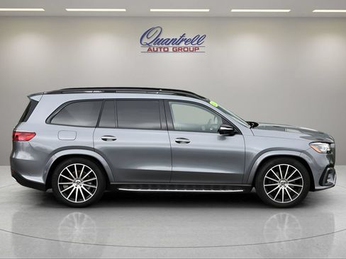 Used 2024 Mercedes-Benz GLS 450 4MATIC image 3