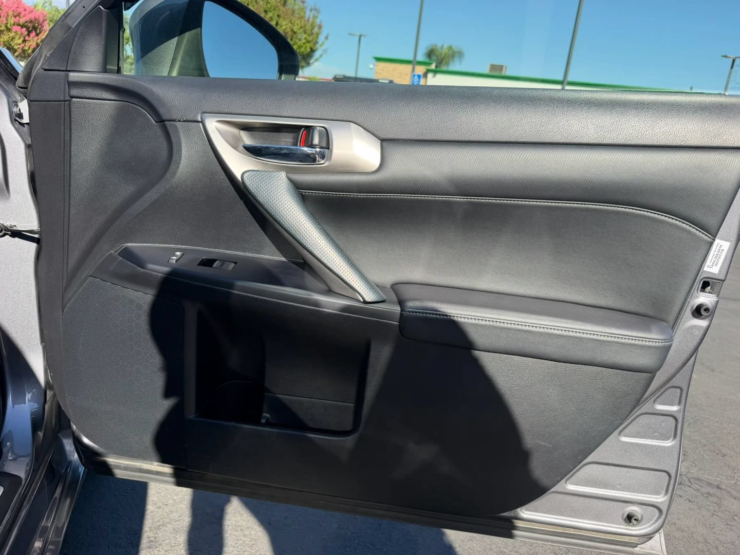 Used 2015 Lexus CT 200h w/ Navigation Package FWD image 17