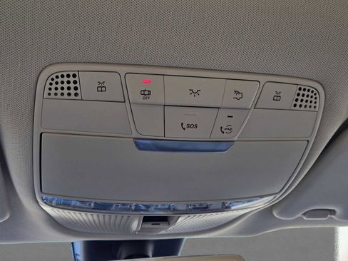 Used 2021 Mercedes-Benz GLC 300 GLC 300 image 34