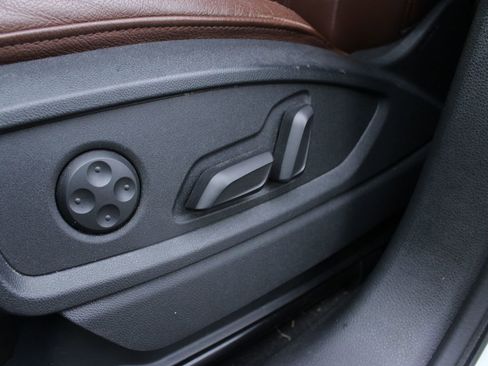 Used 2019 Audi Q5 2.0T Premium w/ Convenience Package image 10