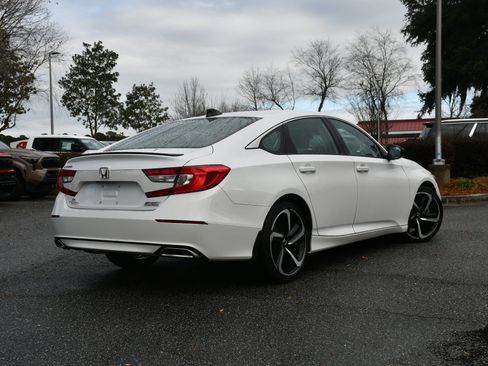 Used 2022 Honda Accord Sport Special Edition image 6