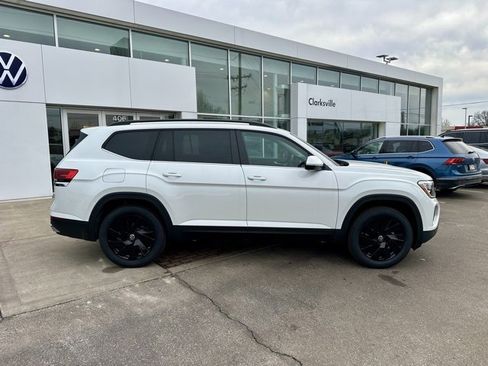 New 2026 Volkswagen Atlas SE image 8