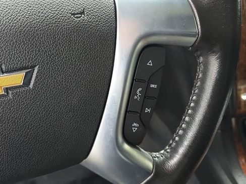 Used 2014 Chevrolet Traverse LT w/ All-Star Edition FWD image 18