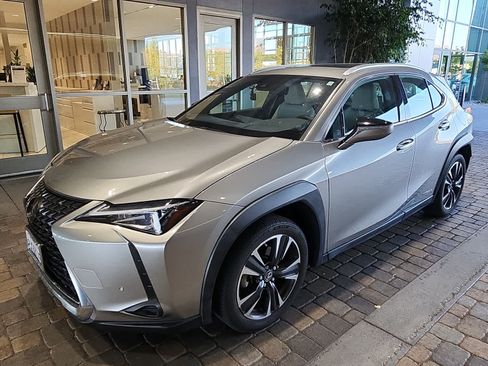 Used 2020 Lexus UX 250h w/ Premium Package AWD/4WD image 3