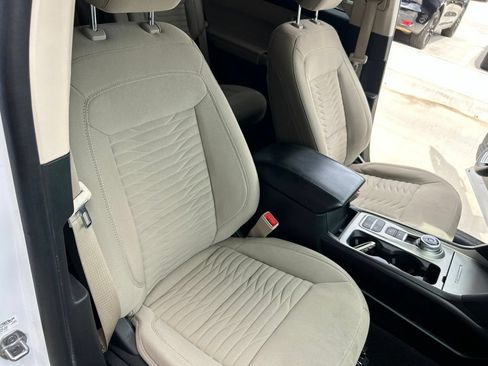 Used 2021 Ford Explorer XLT RWD image 19