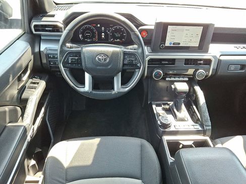 Used 2024 Toyota Tacoma TRD Off-Road AWD/4WD image 11