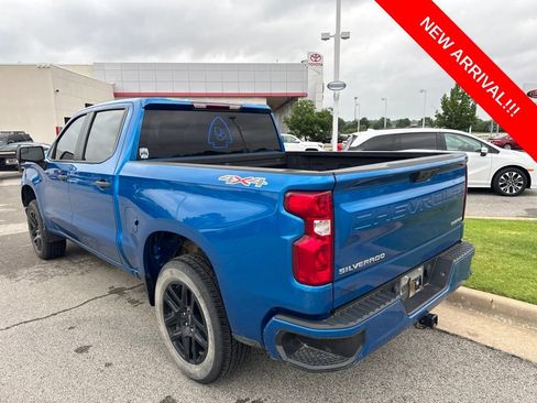 Used 2023 Chevrolet Silverado 1500 Custom AWD/4WD image 6