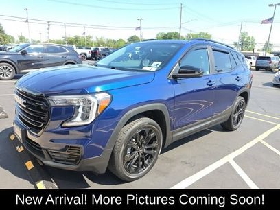Used 2022 GMC Terrain SLE w/ Driver Convenience Package
