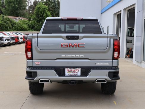 New 2026 GMC Sierra 1500 Elevation w/ Elevation Premium Package image 9