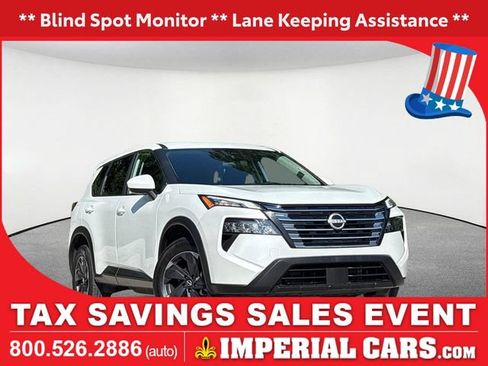 Used 2025 Nissan Rogue SV AWD/4WD image 1