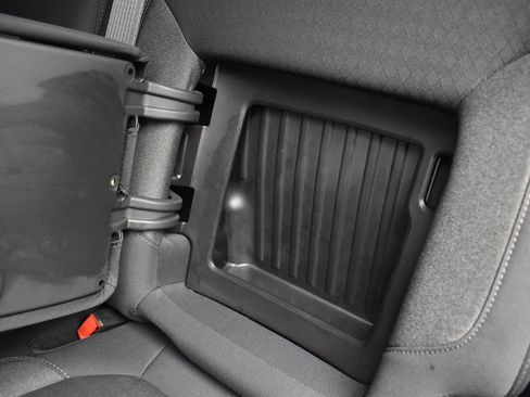 Used 2020 Chevrolet Silverado 1500 LT w/ Texas Edition image 18