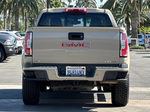 Certified 2022 GMC Canyon AT4 AWD/4WD image 5